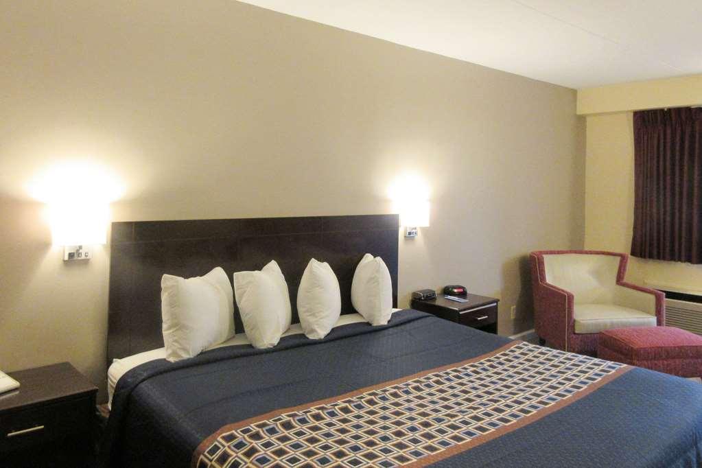 Rodeway & Monroeville-pittsburgh Hotel