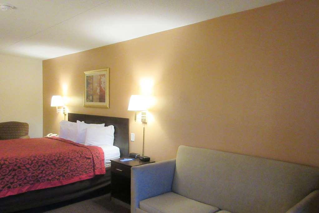 Rodeway & Monroeville-pittsburgh 2*