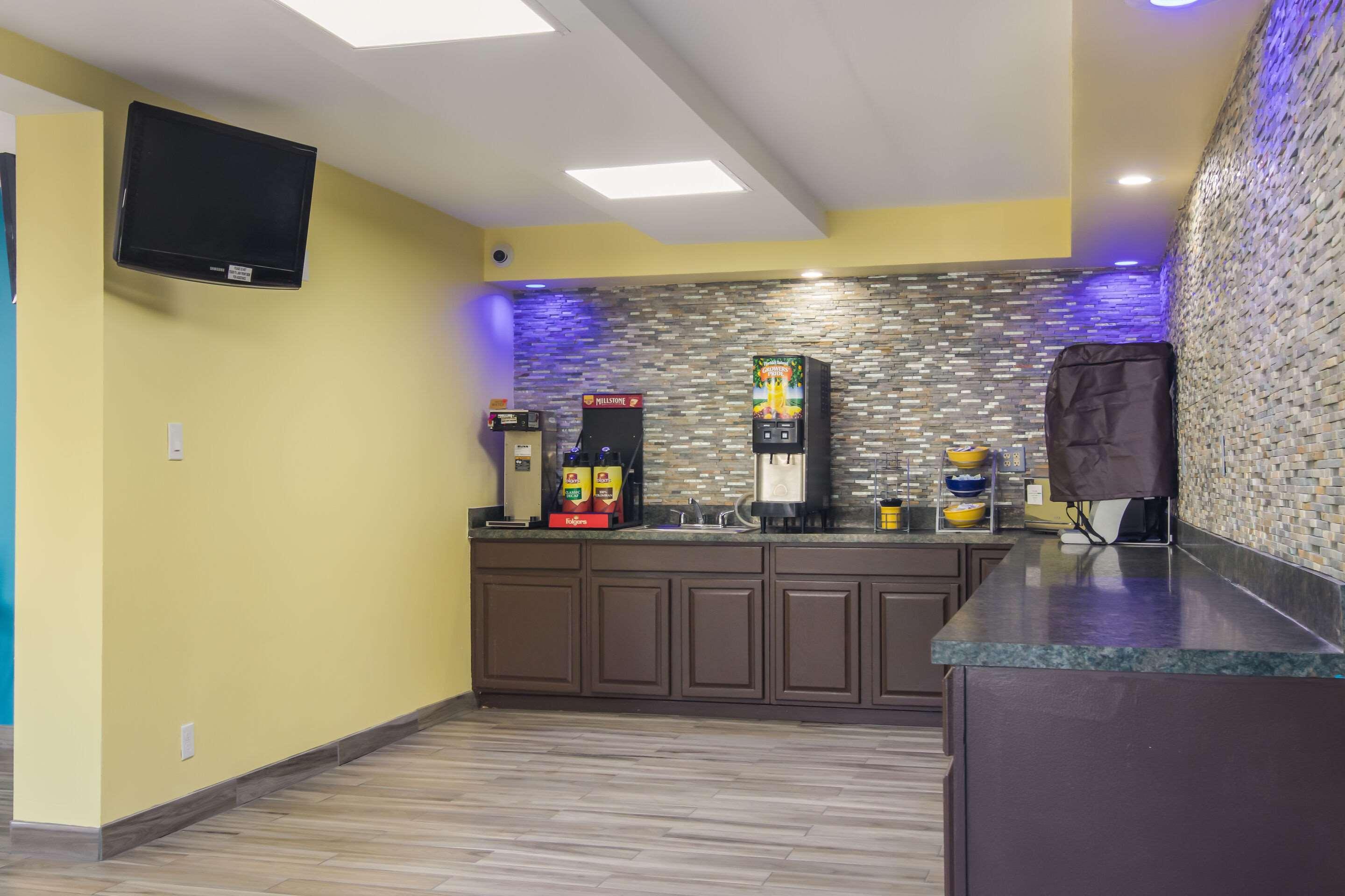 Rodeway & Monroeville-pittsburgh Hotel Monroeville